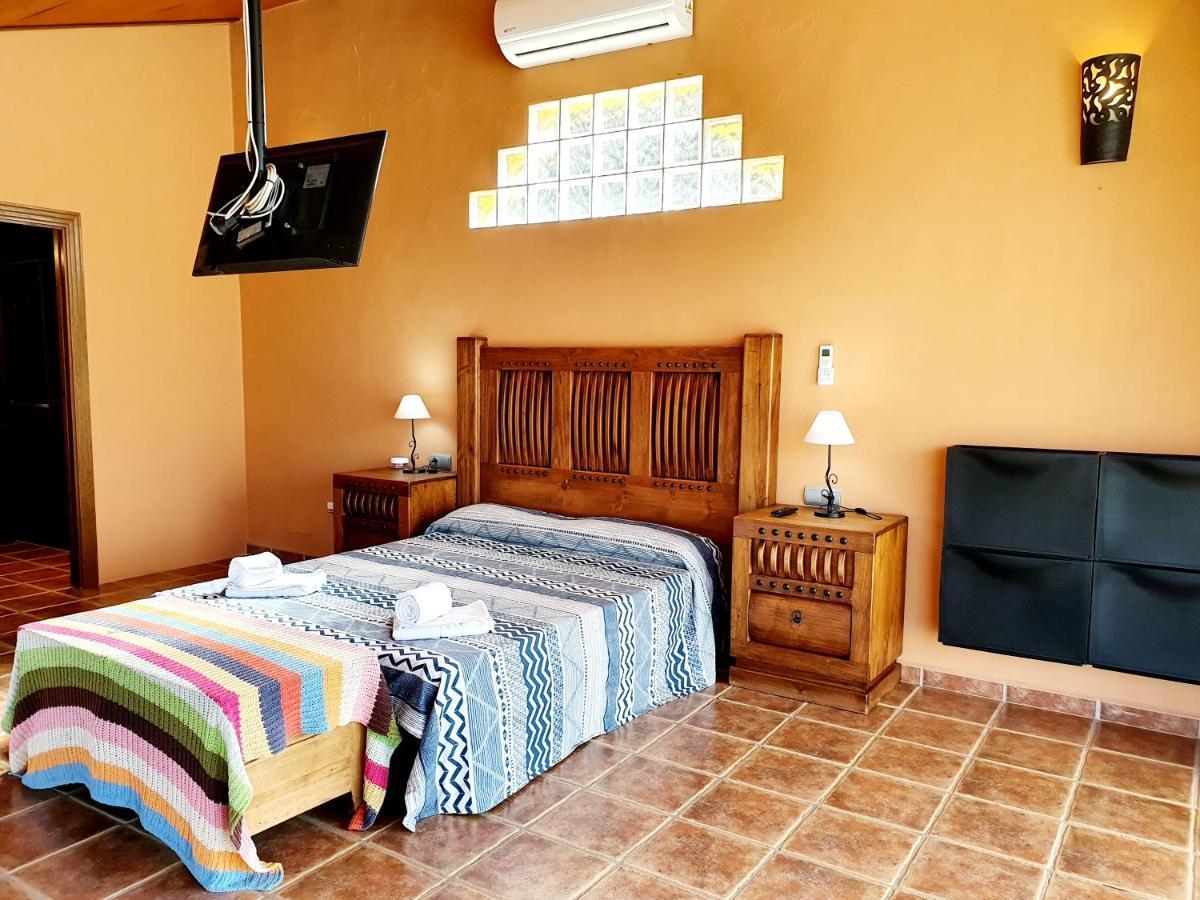 Casa Rural - Serrano House Малага Экстерьер фото