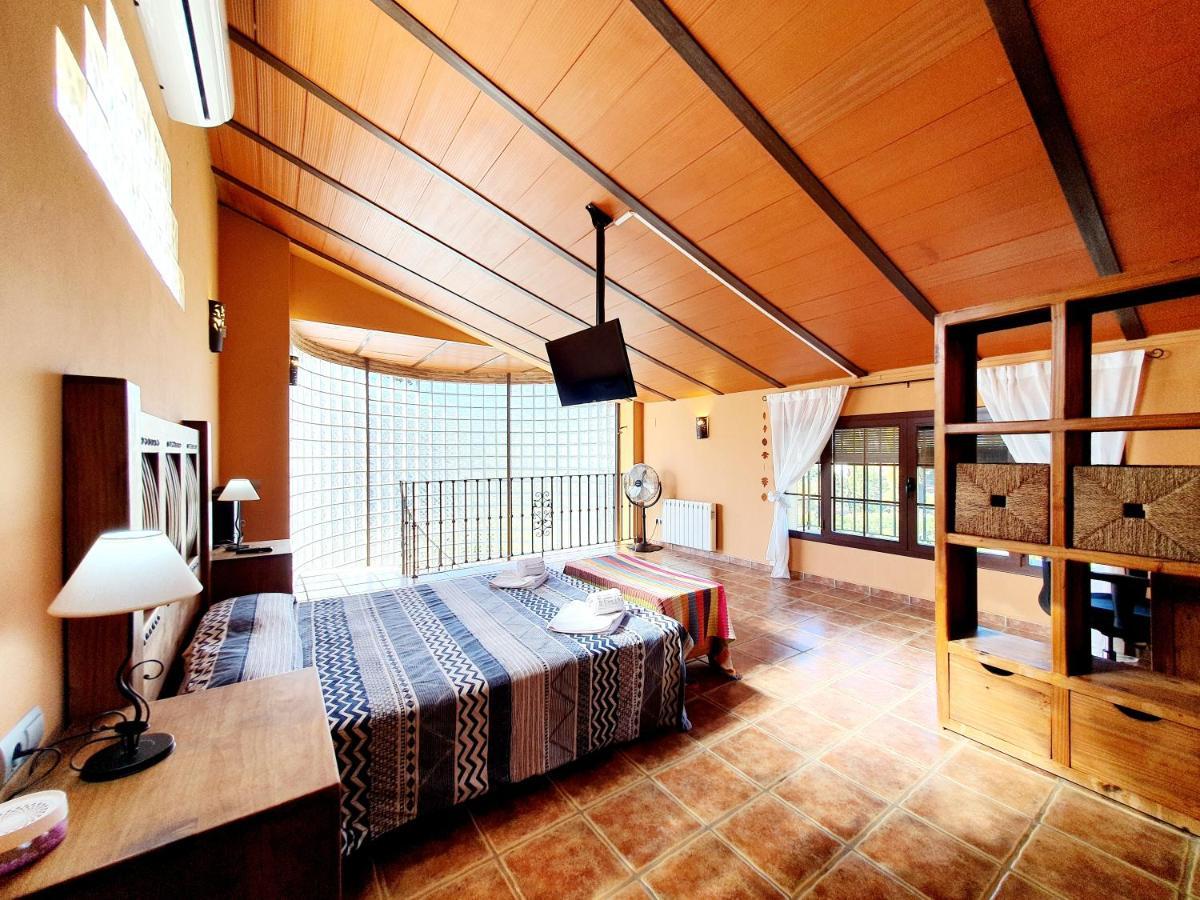 Casa Rural - Serrano House Малага Экстерьер фото
