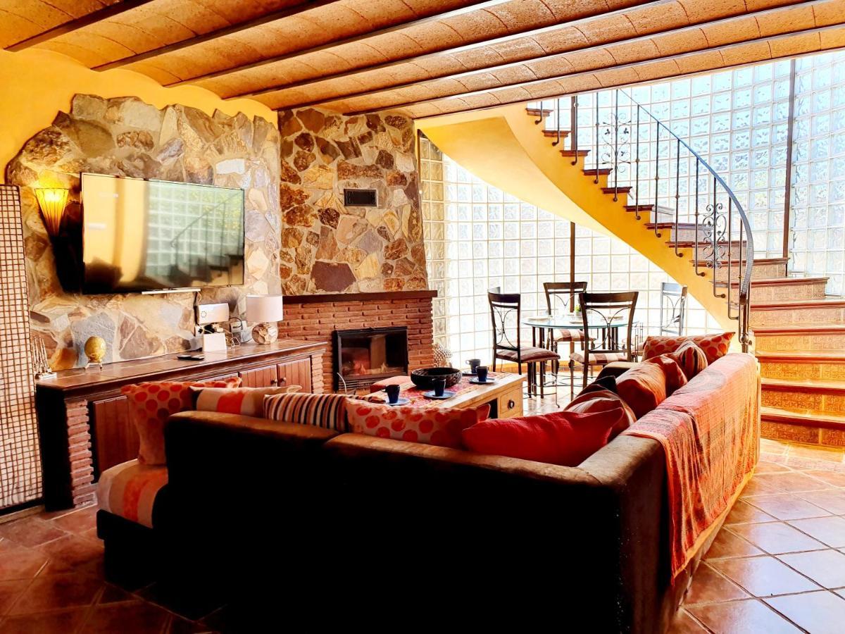 Casa Rural - Serrano House Малага Экстерьер фото