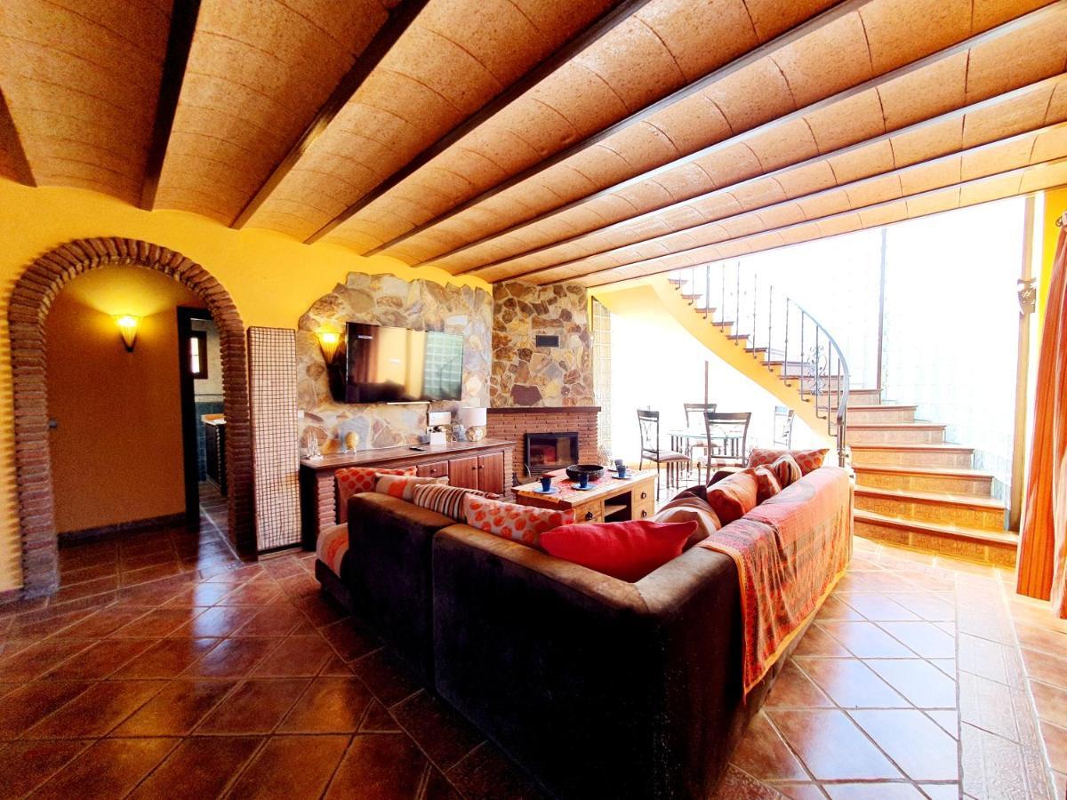 Casa Rural - Serrano House Малага Экстерьер фото
